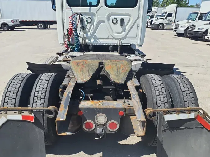 2020 FREIGHTLINER/MERCEDES NEW CASCADIA 126fa6a5622e46f9d0feb60b51e673076c0