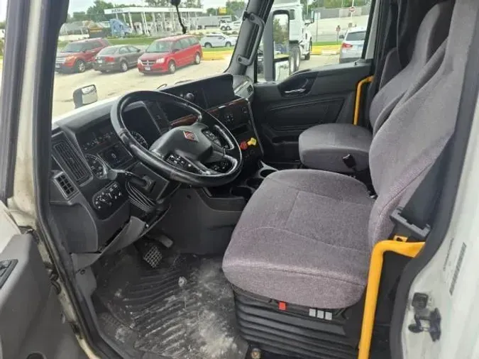 2021 International LT625