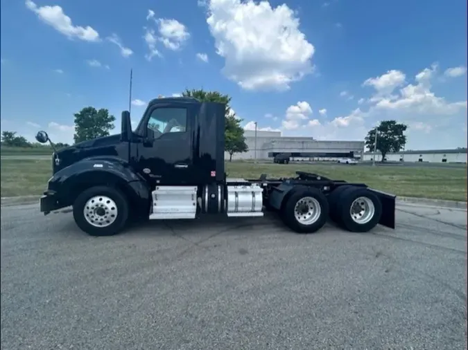 2020 Kenworth T880