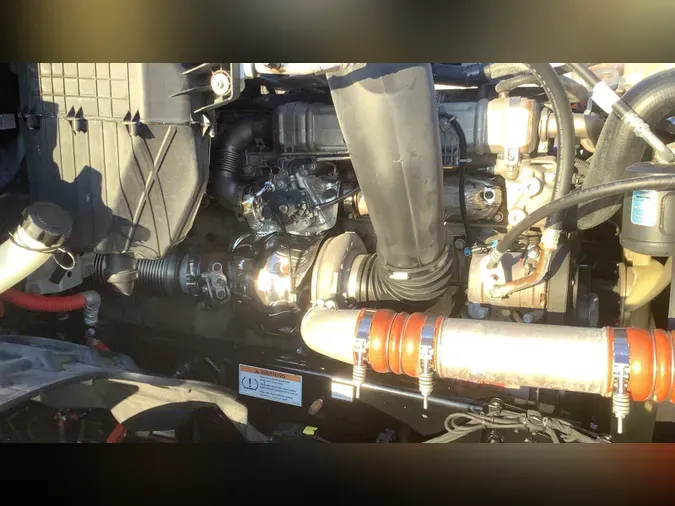 2022 Freightliner Cascadia 126