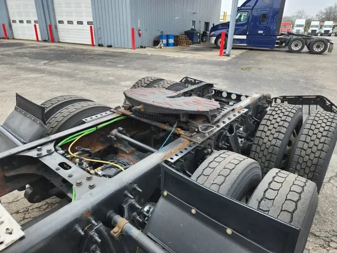 2020 NAVISTAR INTERNATIONAL LT625 DAYCAB T/A