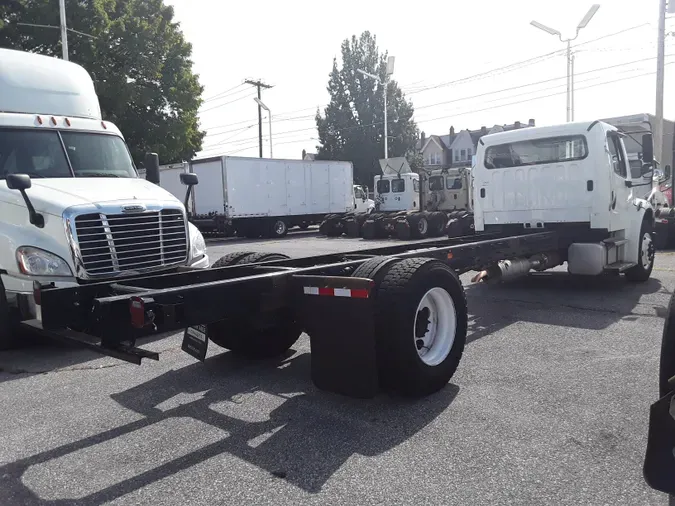 2017 FREIGHTLINER/MERCEDES M2 106