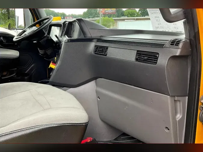 2019 INT LT625 6x4