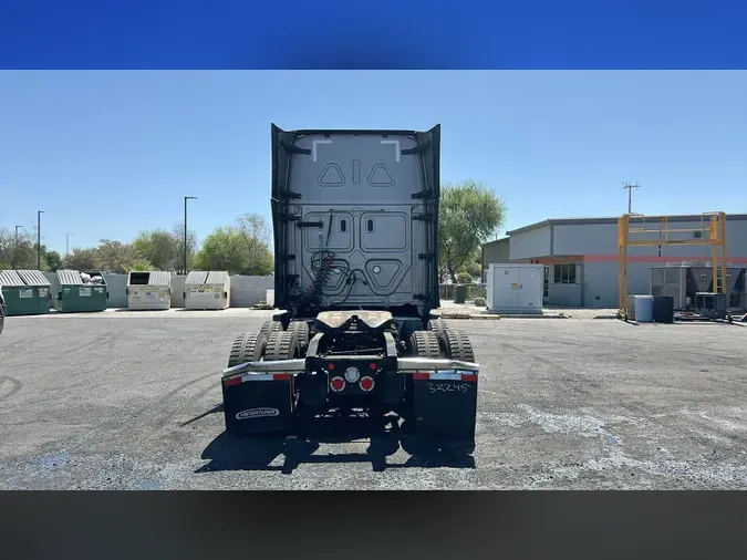 2024 Freightliner Cascadia 126fa767306996182154953b5f7e331778d