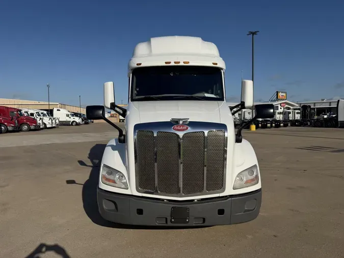 2021 Peterbilt 579fa7967a67a129b1a7d53c0a15c815cf9