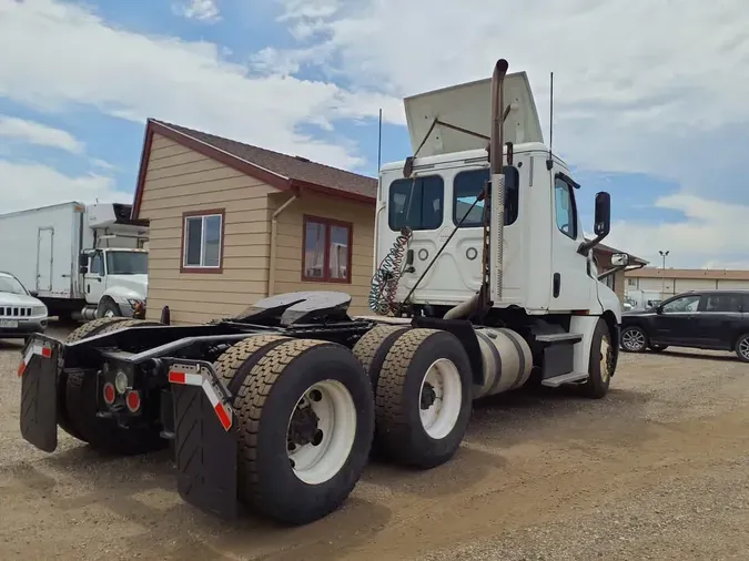 2018 FREIGHTLINER NEW CASCADIA PX12664