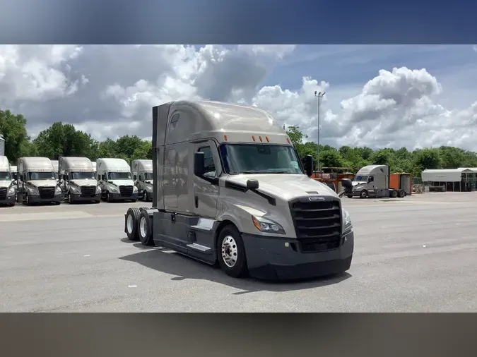 2023 Freightliner Cascadia 126fa7a97605625c469274d425d2282c9f5