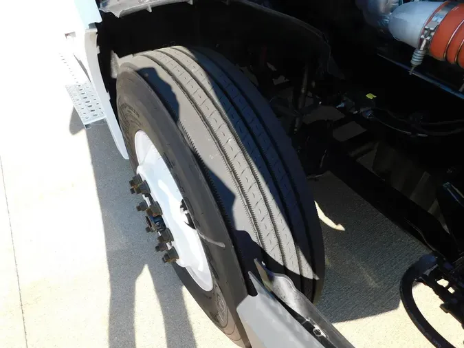 2020 Freightliner New Cascadia 126