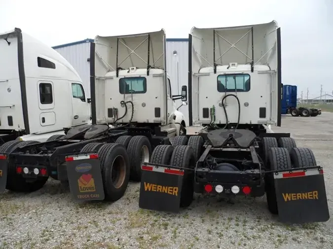 2023 FREIGHTLINER CASCADIA 116