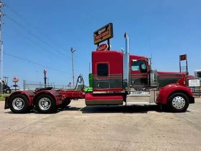 2021 Kenworth W900L