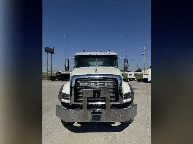 2026 MACK GRANITE 84BR