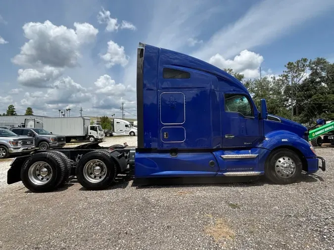2022 Kenworth T680