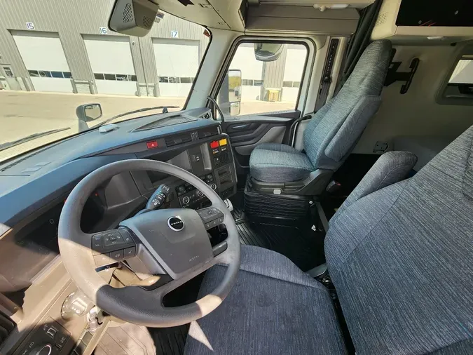 2026 VOLVO VNL64T860fa89ba67ed49cf65f47787f768336475