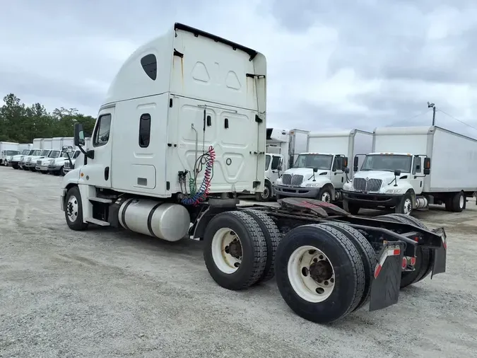2019 FREIGHTLINER CASCADIA 125