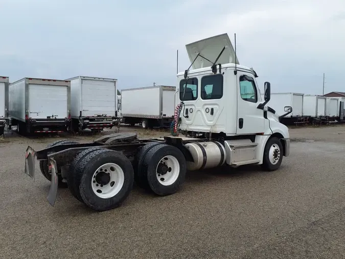 2020 FREIGHTLINER/MERCEDES NEW CASCADIA PX12664fa8cedf4ac8db6d9c18c9a8107fff0ea