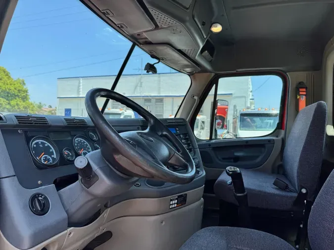 2017 Freightliner Cascadia