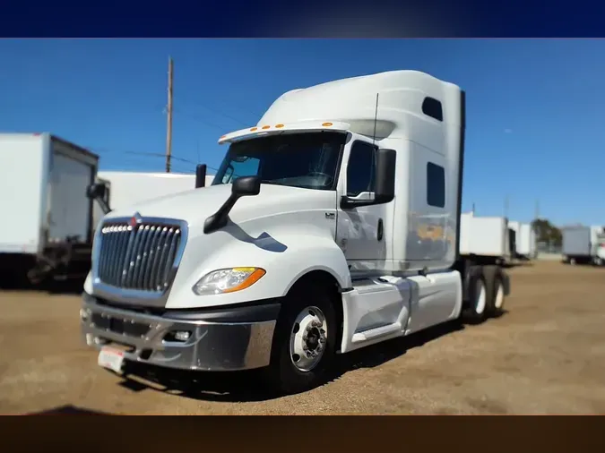 2019 NAVISTAR INTERNATIONAL LT625 SLPR CABfa8ea66338c74d2fe790eba8c58fdb3c