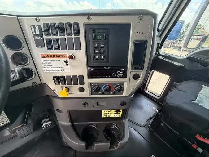 2018 Mack GU (Granite)