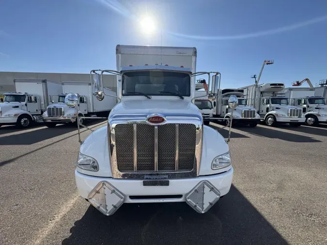 2020 Peterbilt 337