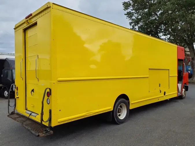 2016 FRTLR CUSTOM CHASSIS CORP MT55
