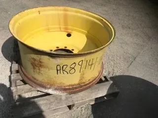 JOHN DEERE AR