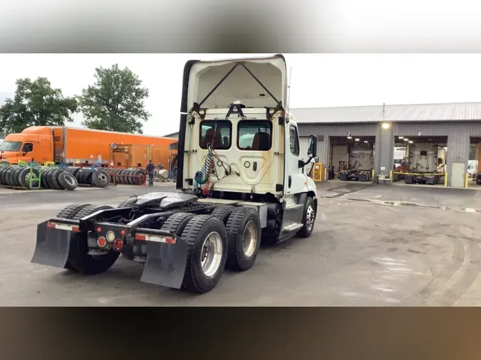 2018 Freightliner Cascadia