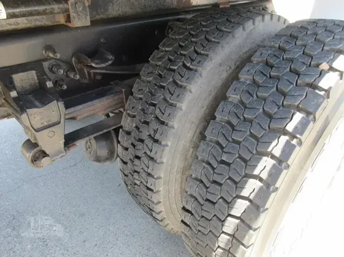 2017 FORD F750 XL SD