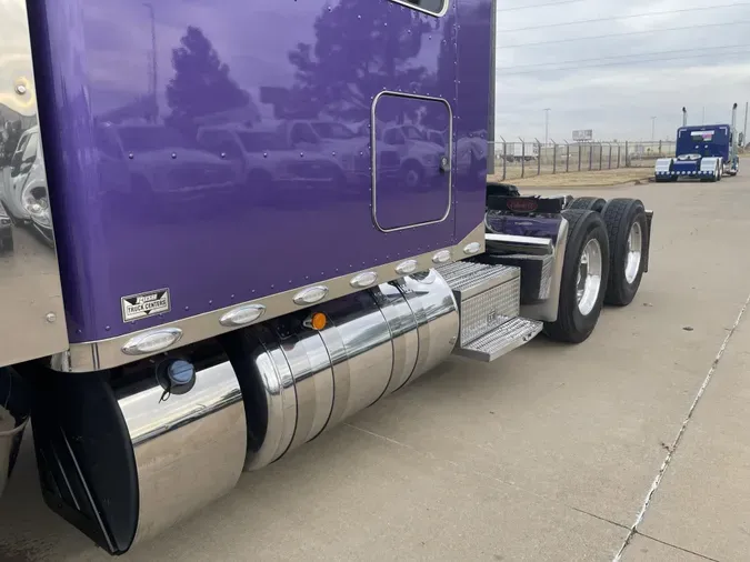 2024 Peterbilt 389faa01a7252e3a00ce9f8c6b17a26f074