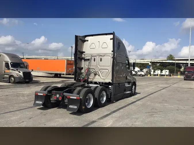 2024 Freightliner Cascadia 126faa0ac885c14427a5bcd65dc026bc7fe