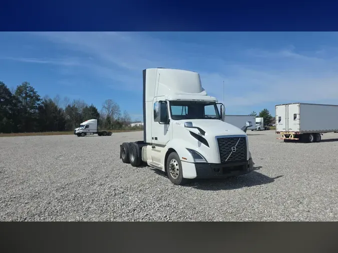 2020 Volvo VNL300faa1091f22830e9086b29563823ebea1