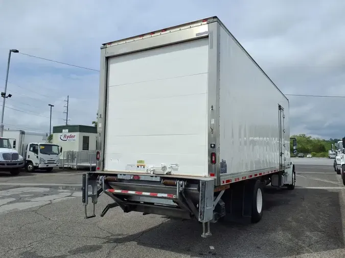 2018 FREIGHTLINER/MERCEDES M2 106