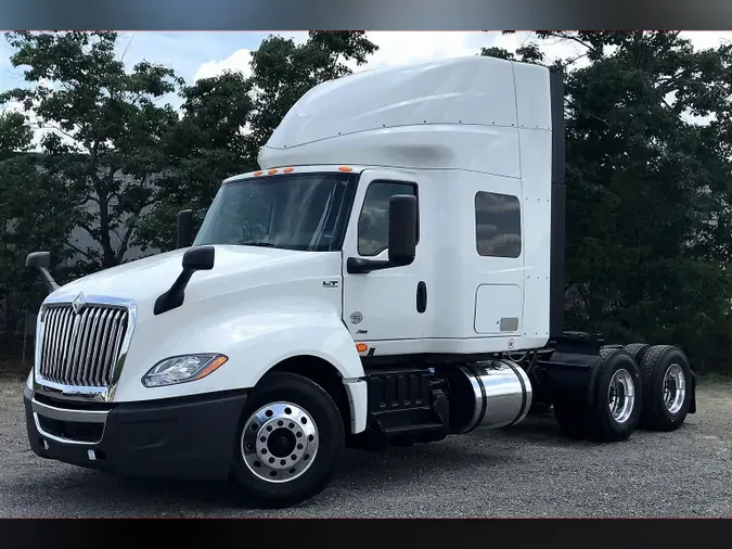 2022 INT LT625 6x4
