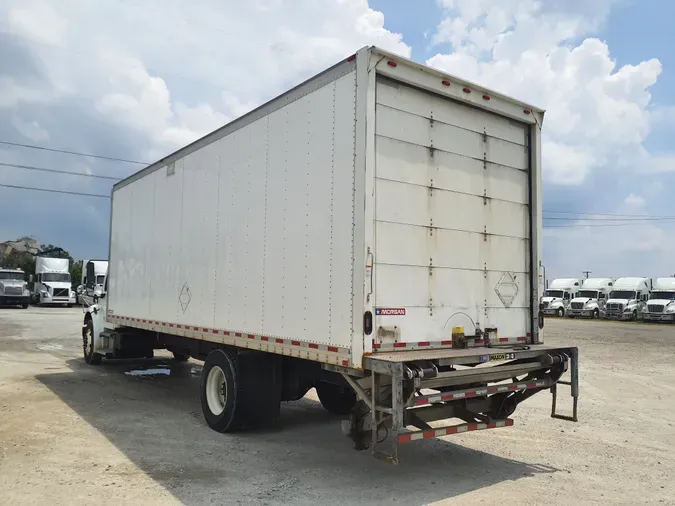 2017 FREIGHTLINER/MERCEDES M2 106