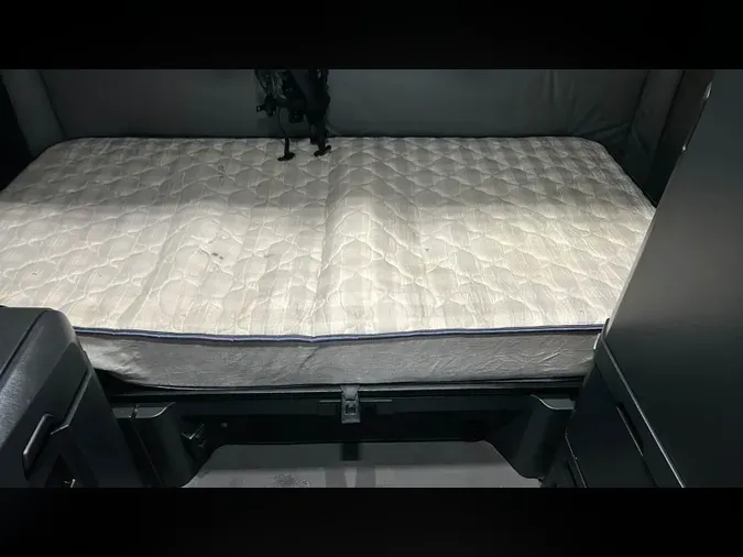 2022 Freightliner Cascadia 126