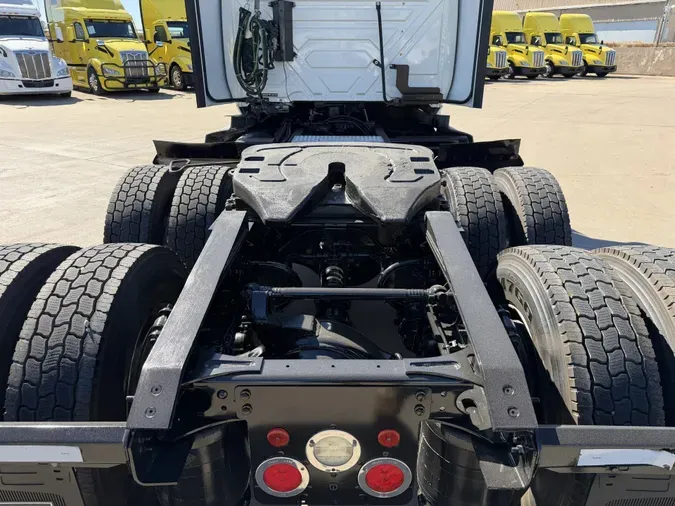 2021 International LT625