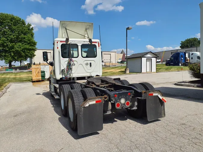 2018 FREIGHTLINER/MERCEDES CASCADIA 125