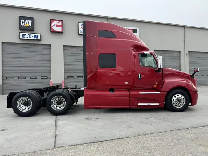 2020 International LT625