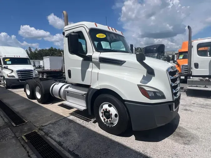 2020 FREIGHTLINER NEW CASCADIA PX12664
