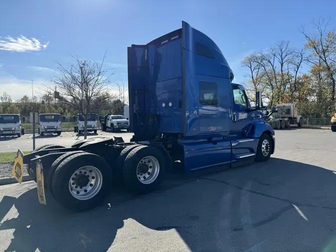 2020 International LT625