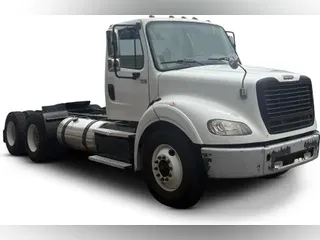 2021 Freightliner Business Class M2 112