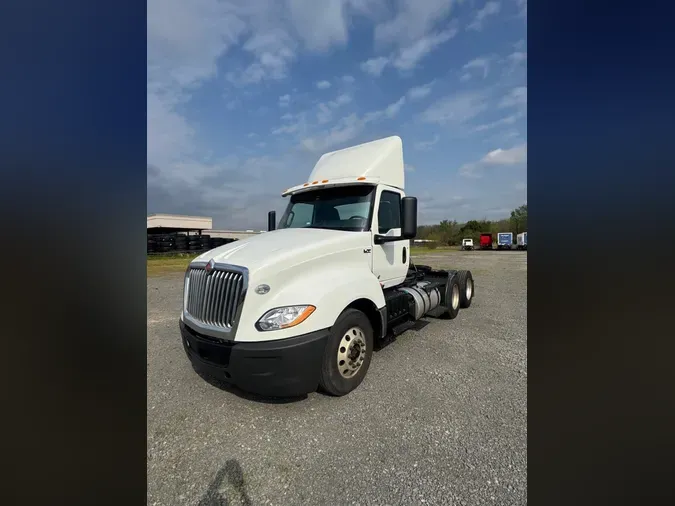 2021 International LT625