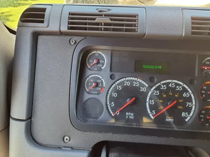 2020 FREIGHTLINER/MERCEDES CASCADIA 125