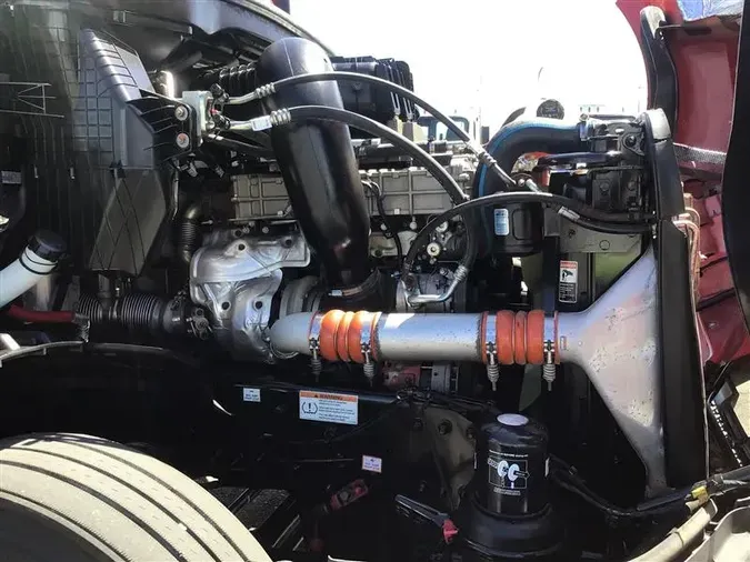 2022 FREIGHTLINER CA126