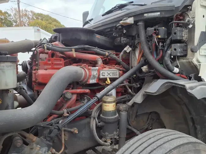 2021 NAVISTAR INTERNATIONAL LT625 DAYCAB S/A