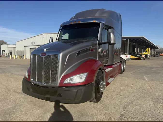 2022 Peterbilt 579