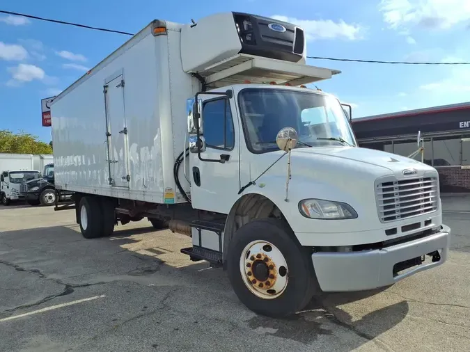 2016 FREIGHTLINER/MERCEDES M2 106