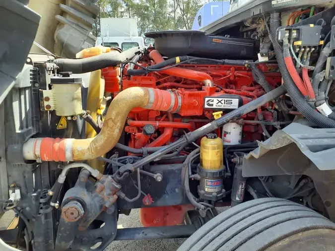 2020 NAVISTAR INTERNATIONAL LT625 SLPR CAB