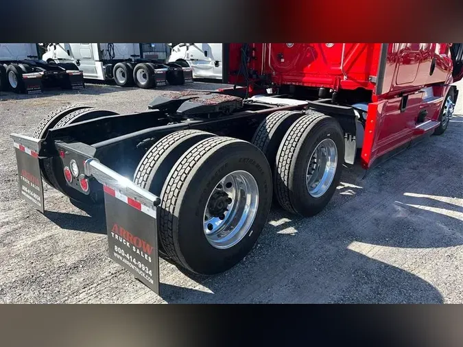 2022 FREIGHTLINER CA126
