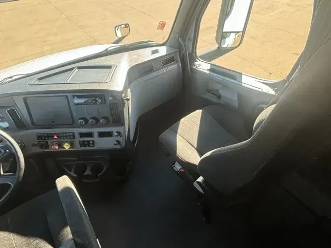 2020 Freightliner New Cascadia 126