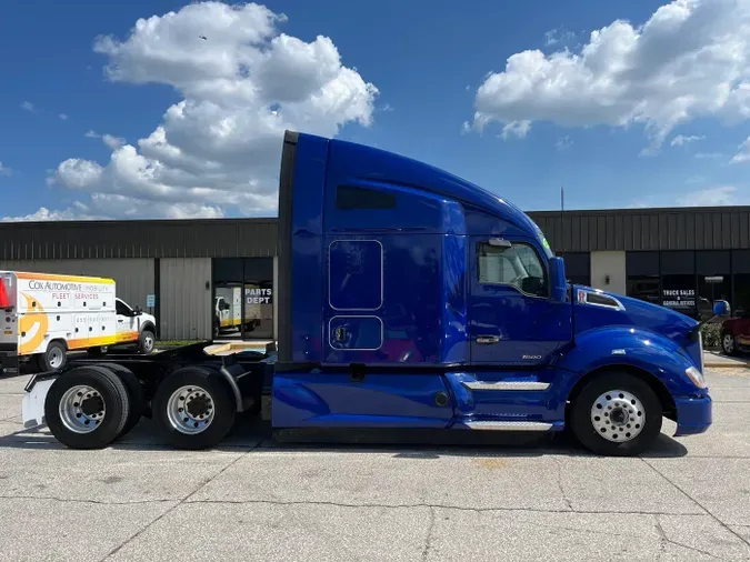 2022 Kenworth T680